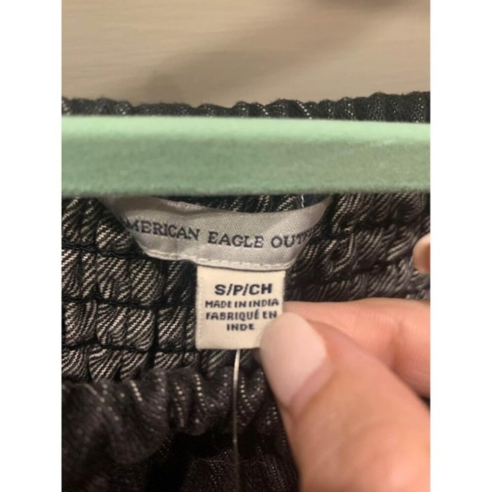 NWT American Eagle denim crop top womens size small (bin D) - Picture 2 of 6
